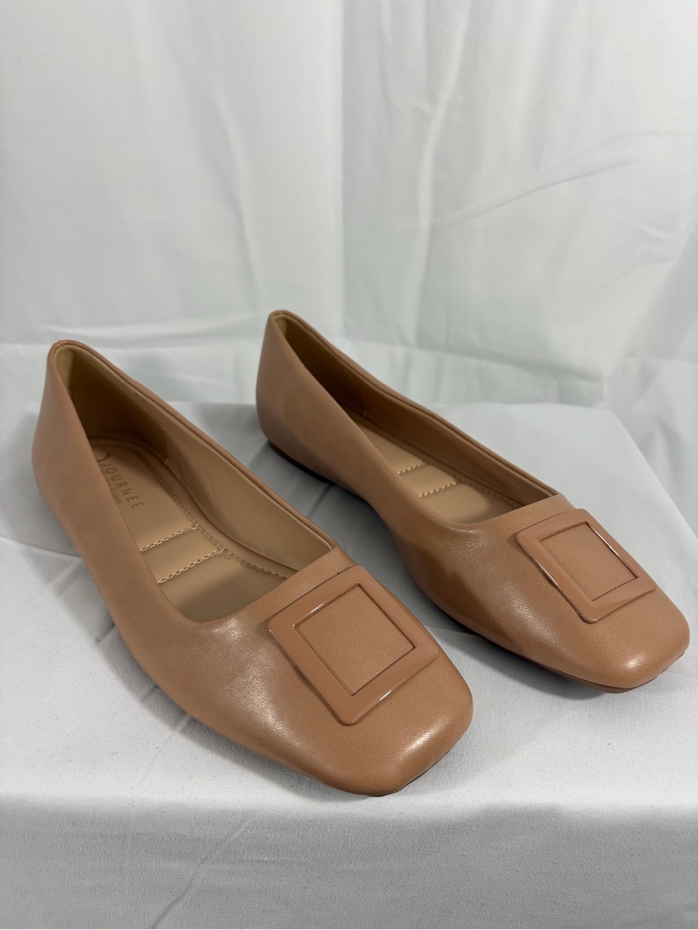 NWT Journee Women's Size 10 Square-Toe Ballet Flats with Decorative Buckle